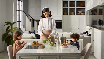 Cuánto cobra una niñera por